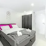 Tenerifeopenhome Luxury Comfort In Playa Americas Apartmán *